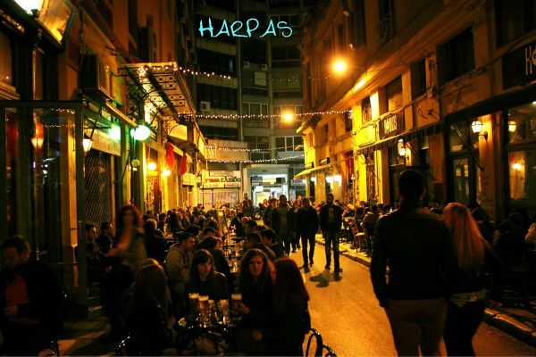 bars-stin-valaoritou-thessaloniki99C3C71E-E25C-12DF-F1C2-1CF528C3A98B.jpg